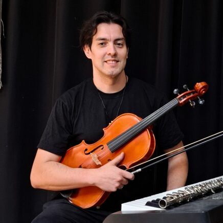 nahuel monier - violin, flauta traversa y tecladox